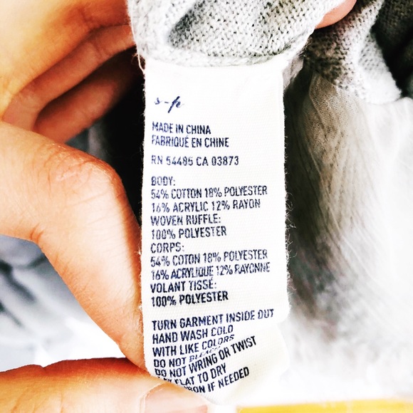 AEO Ruffle Cardigan - Picture 3 of 3